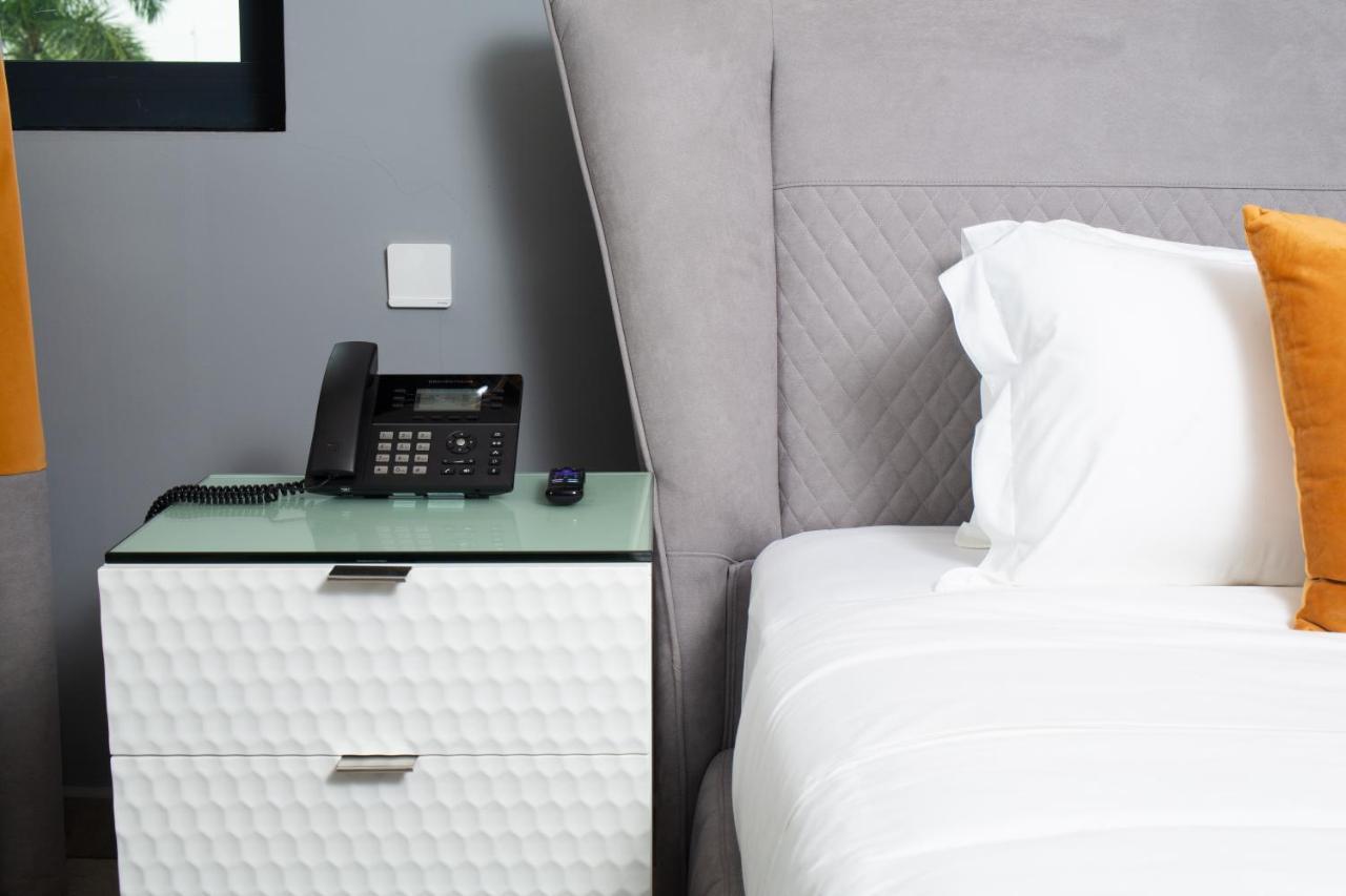 The Alima Suites Аккра Экстерьер фото